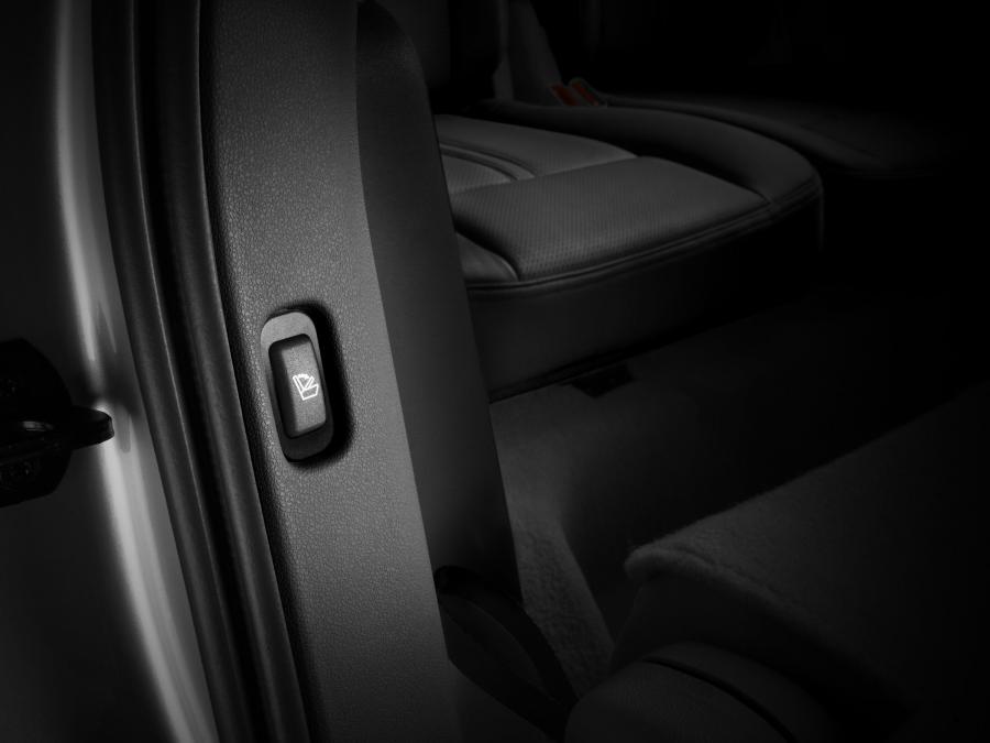 Детали интерьера Lincoln MKT 2010 года  (фото 12 из 79)